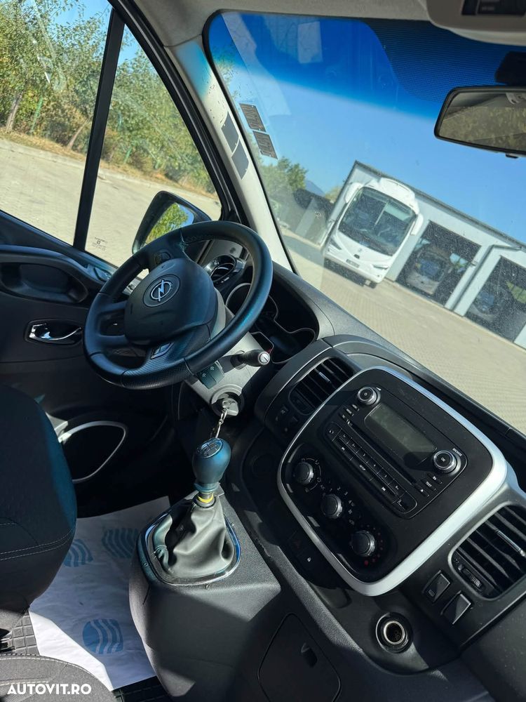 Opel Vivaro - 7
