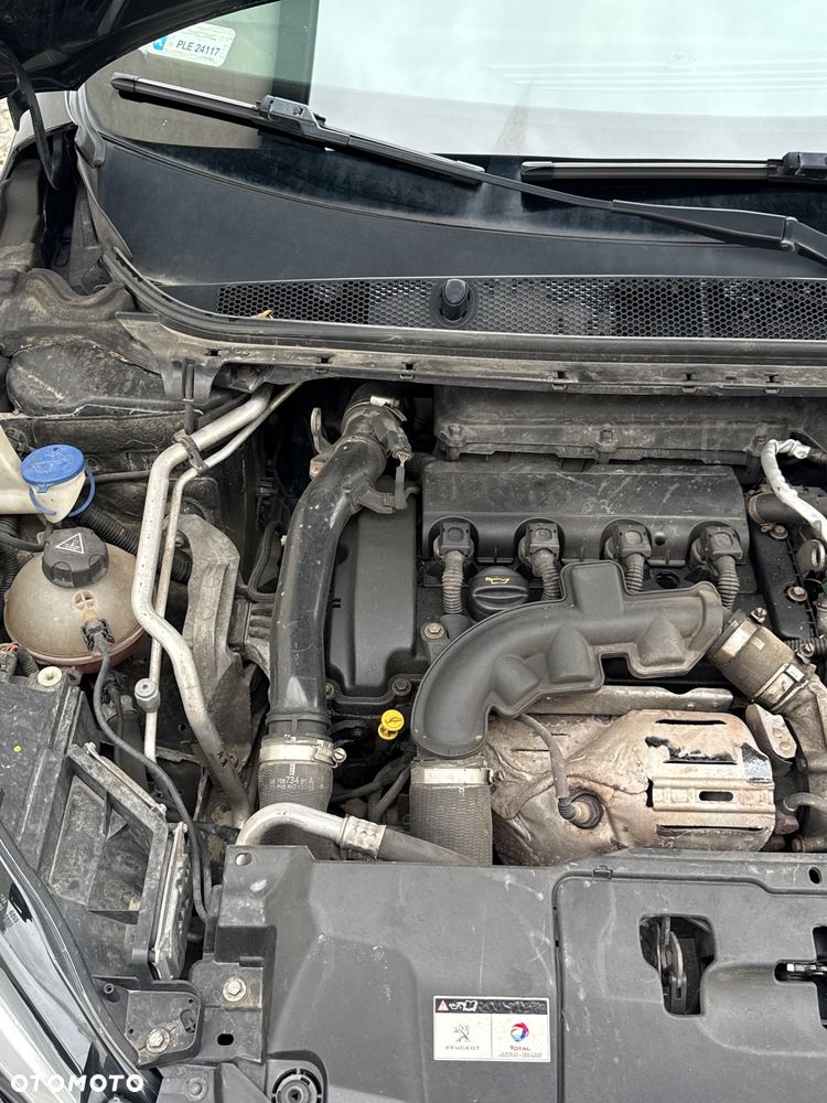 Peugeot 308 1.6 THP Allure - 12