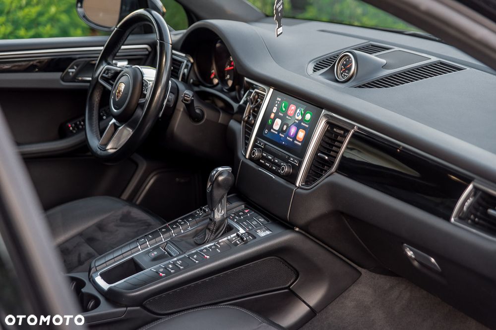 Porsche Macan - 16