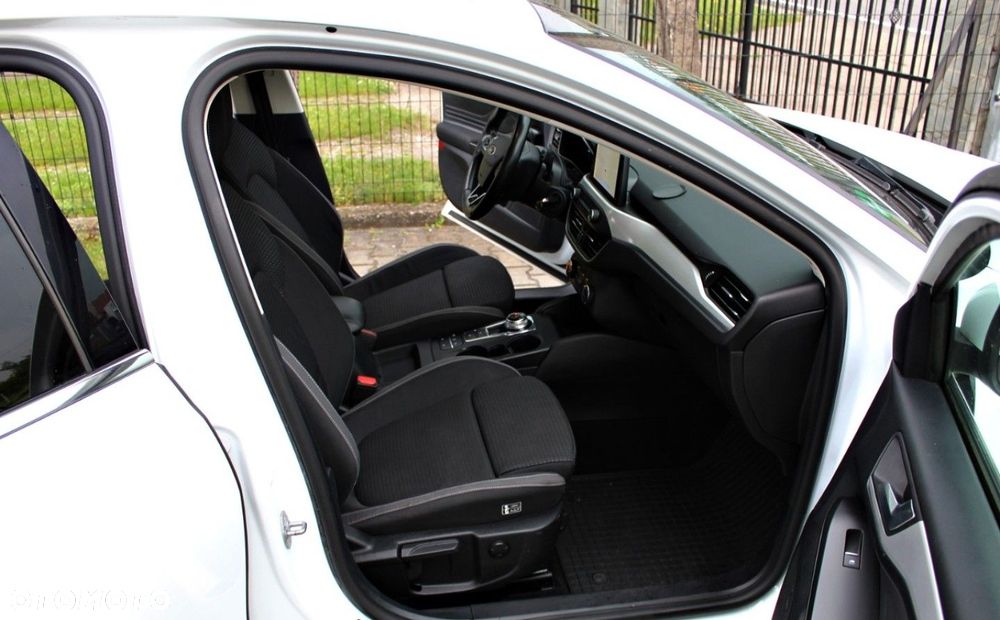 Ford Focus - 16