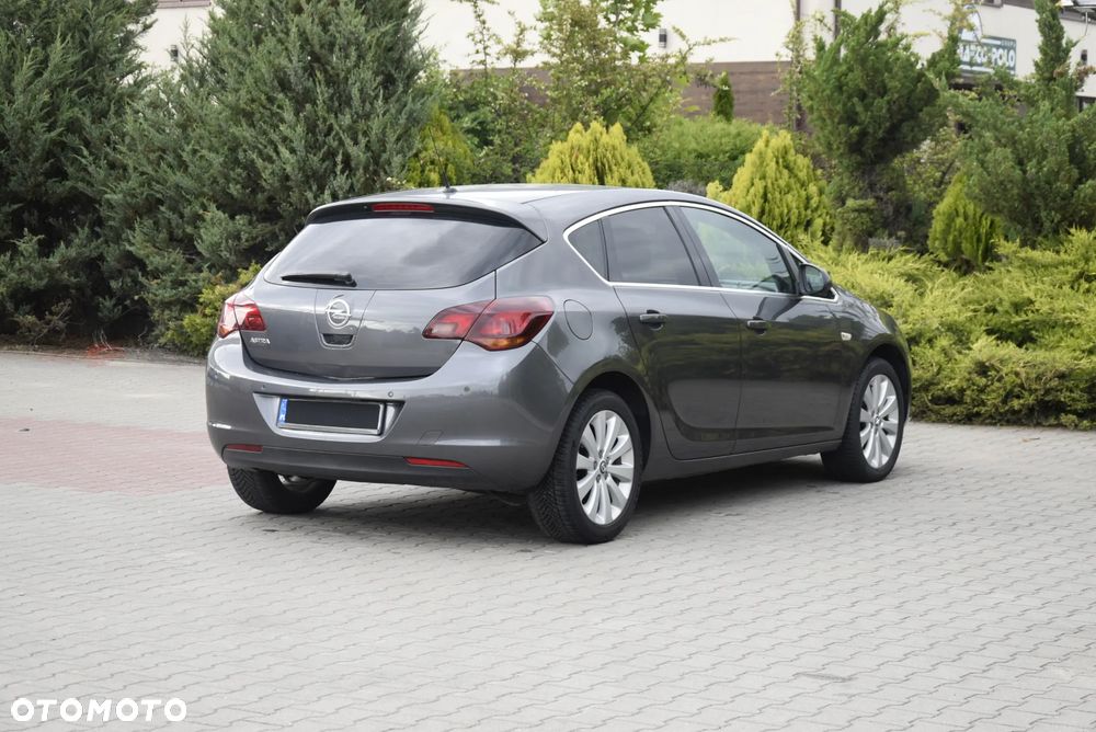 Opel Astra 1.6 Enjoy EU6 - 20