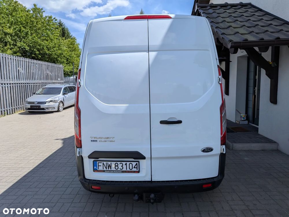 Ford Transit Custom - 8