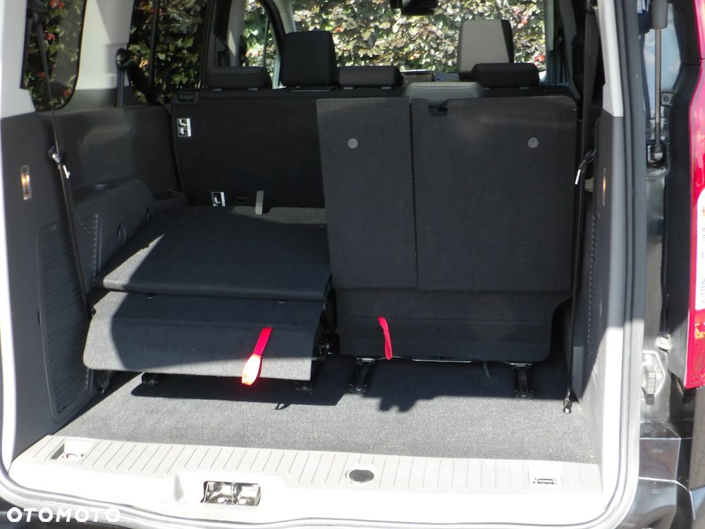 Ford Tourneo Connect 1.5 EcoBlue Titanium PowerShift - 19