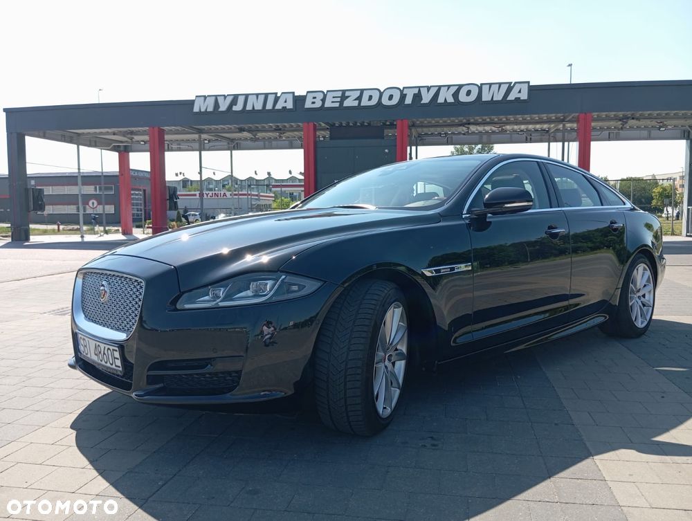 Jaguar XJ 3.0 T Luxury - 6