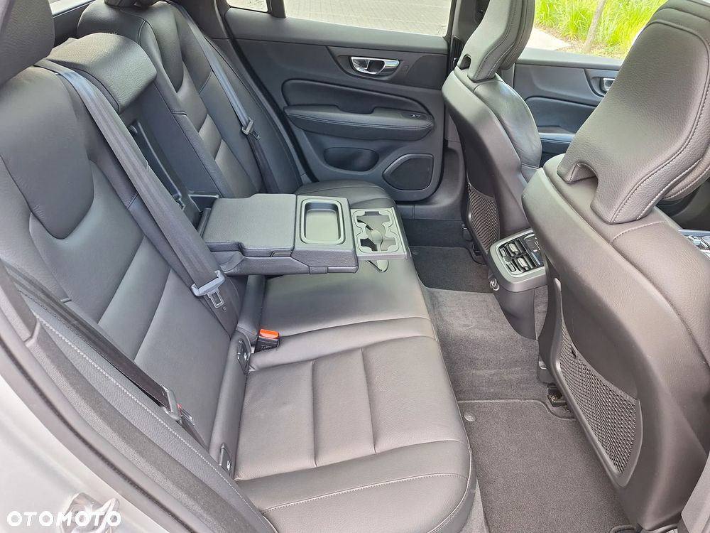 Volvo V60 D4 AWD Inscription - 25