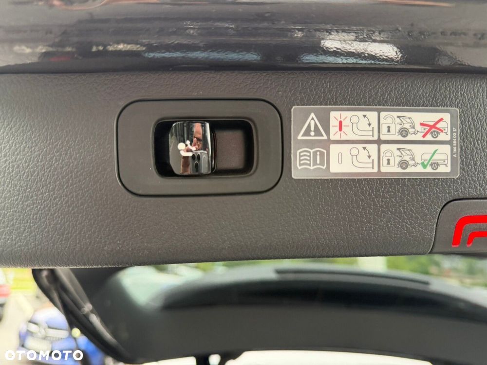 Mercedes-Benz Klasa C 220 d mHEV 4-Matic All-Terrain Avantgarde - 19