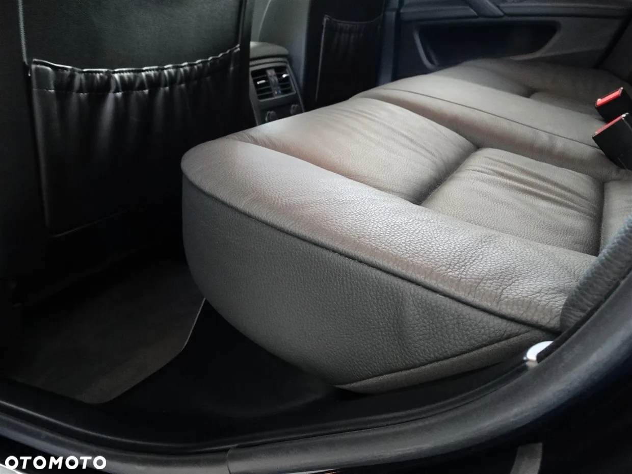 BMW Seria 5 530i - 33