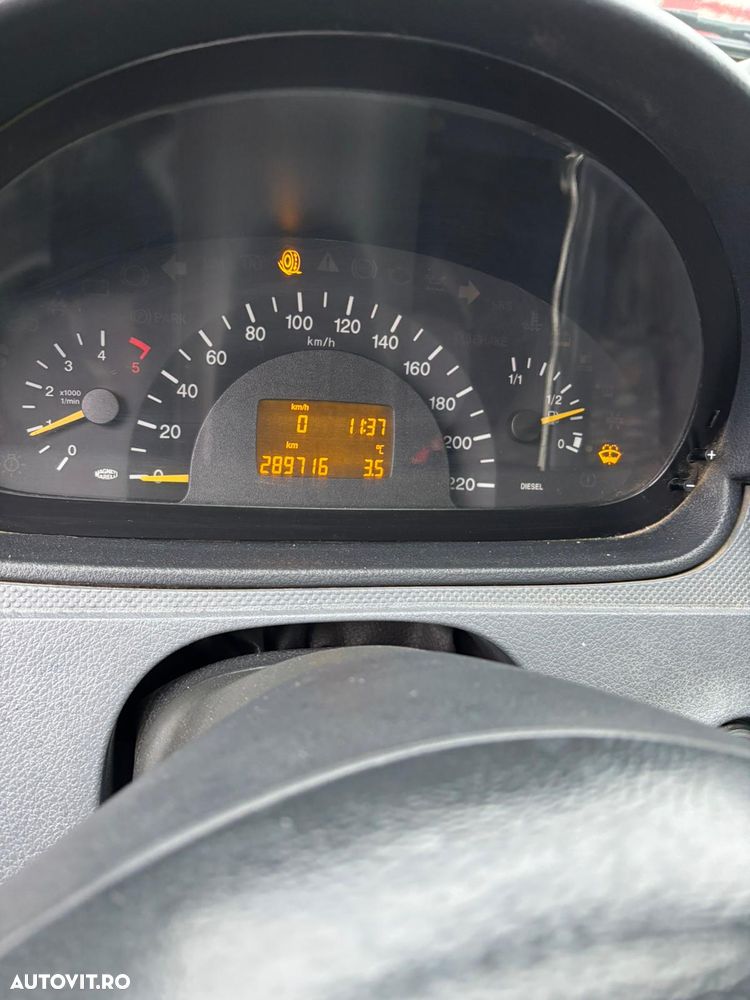 Mercedes-Benz Vito - 9