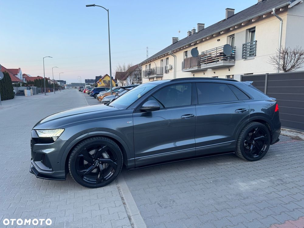 Audi Q8 SUV TFSI quattro 250 kW tiptronic S line business - 8