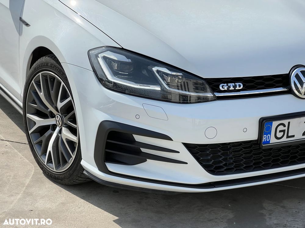 Volkswagen Golf GTD 2.0 TDI SCR DSG - 16