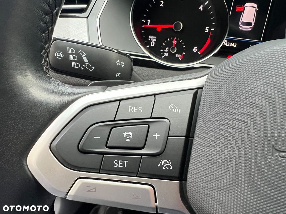 Volkswagen Passat 2.0 TDI Business DSG - 17