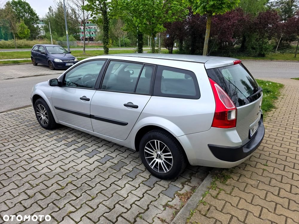 Renault Megane 1.6 16V 110 Dynamique - 13