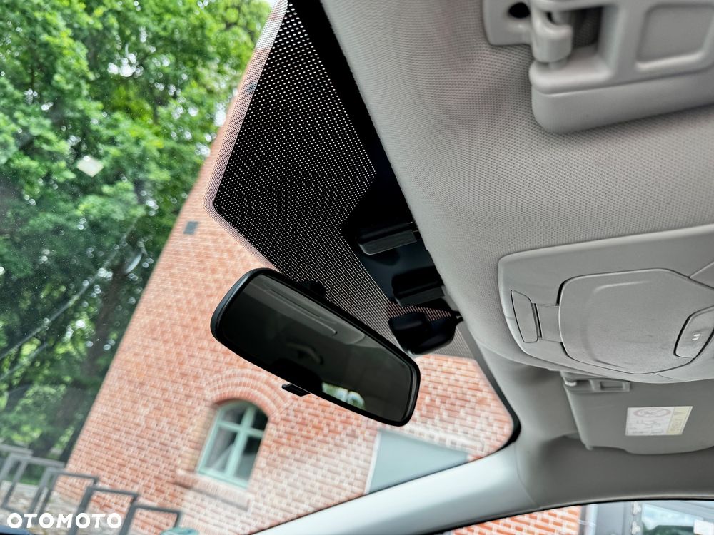 Ford Kuga - 20