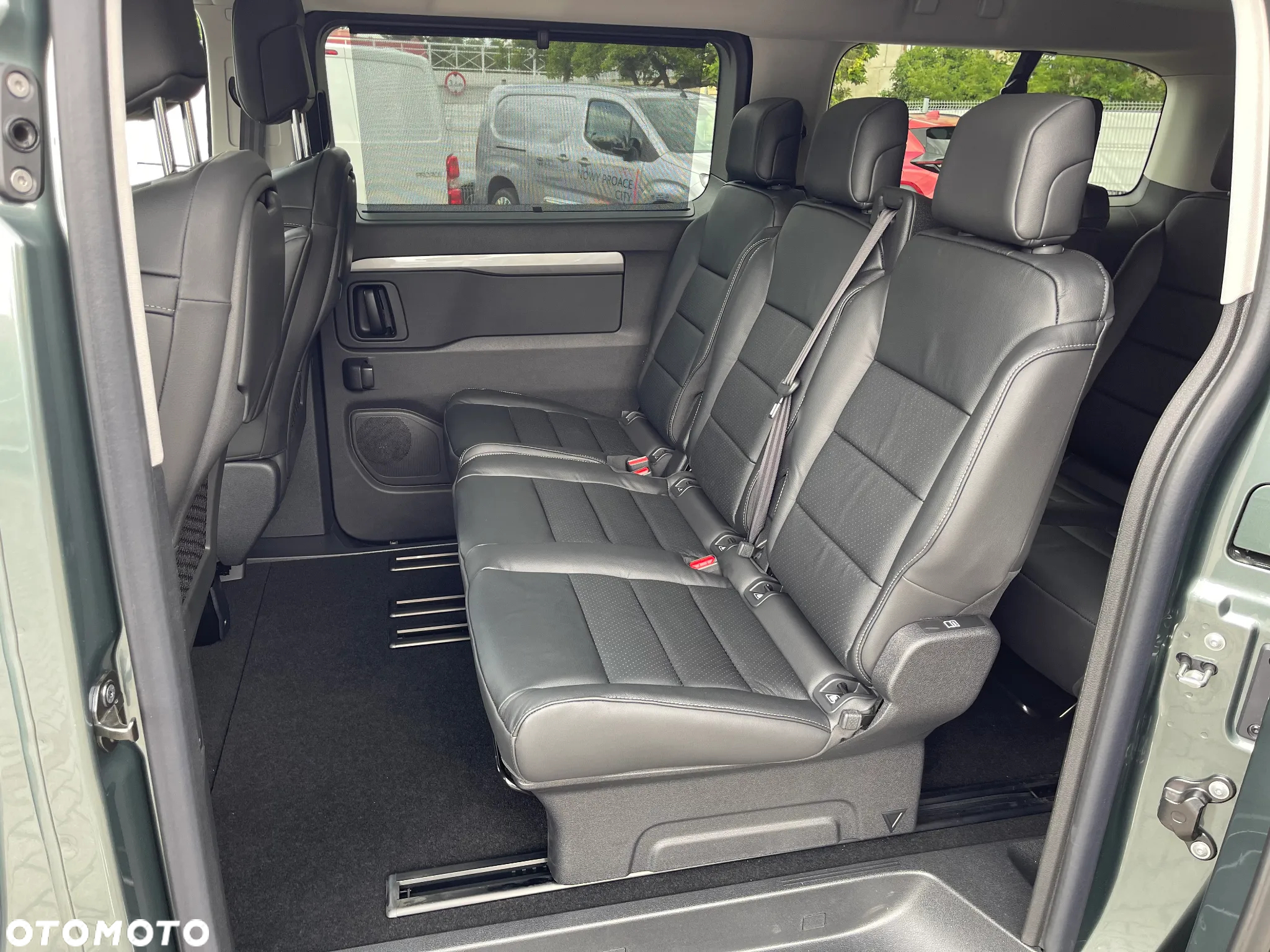 Toyota Proace Verso 2.0 D4-D Long VIP - 15