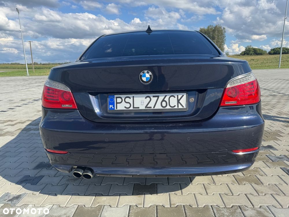 BMW Seria 5 525d - 11