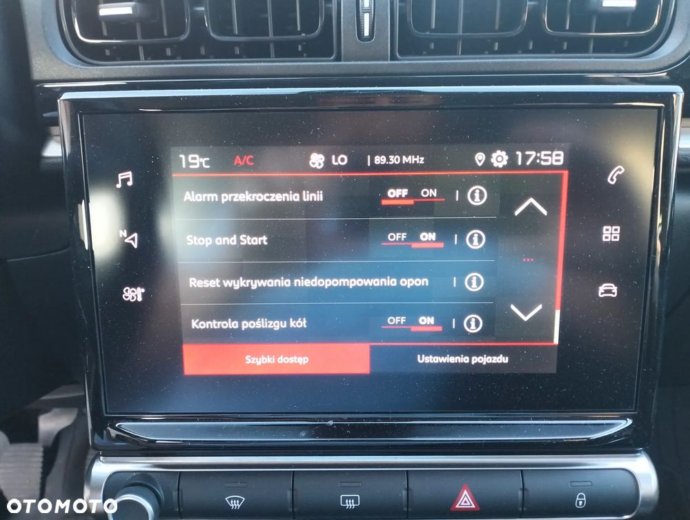 Citroën C3 1.2 PureTech Shine - 23