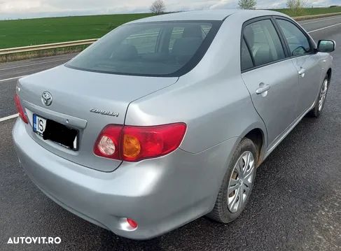 Toyota Corolla 1.4 Sdn. Luna - 6