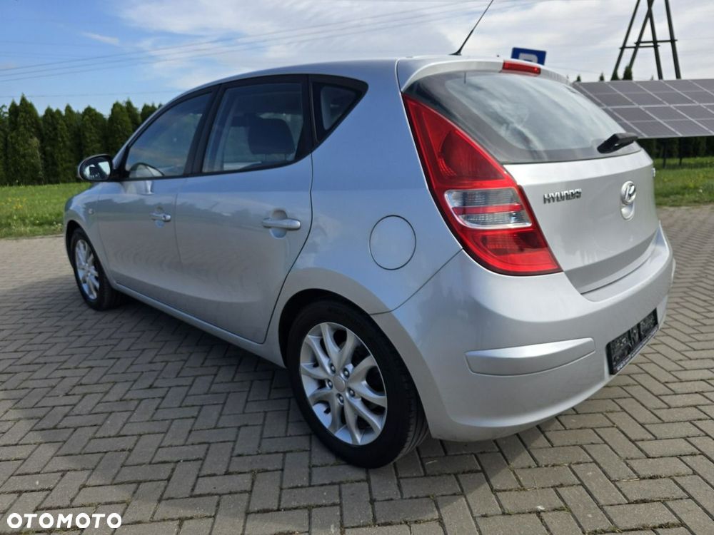 Hyundai i30 - 11