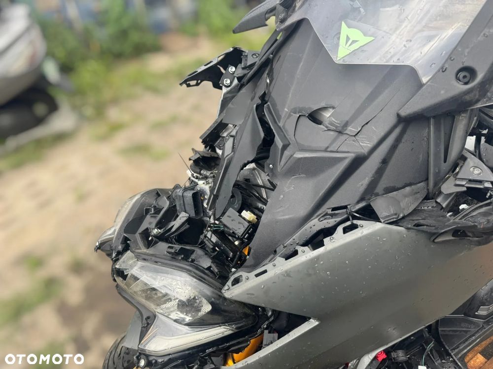 Yamaha Tmax - 12