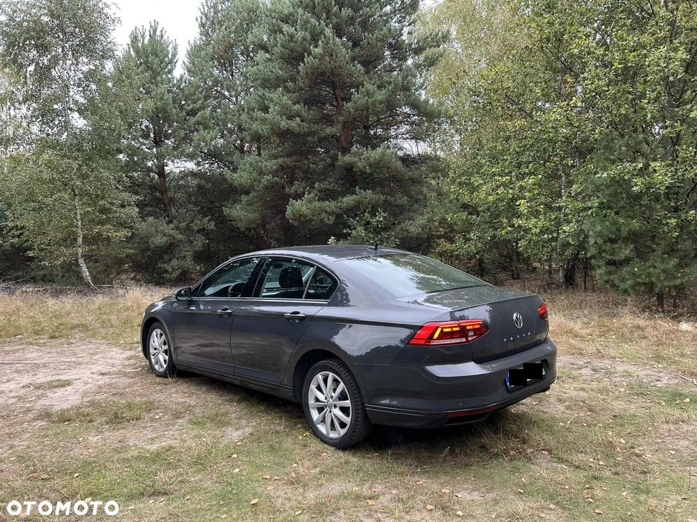 Volkswagen Passat 1.5 TSI EVO Comfortline - 12