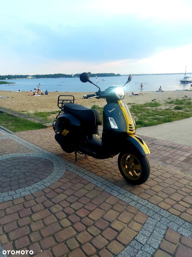 Piaggio Vespa - 4