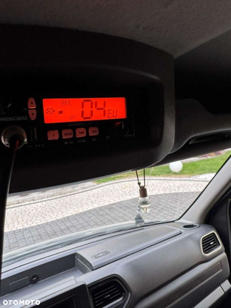 Renault Master Nowa Sztuka Salon Polska - 24