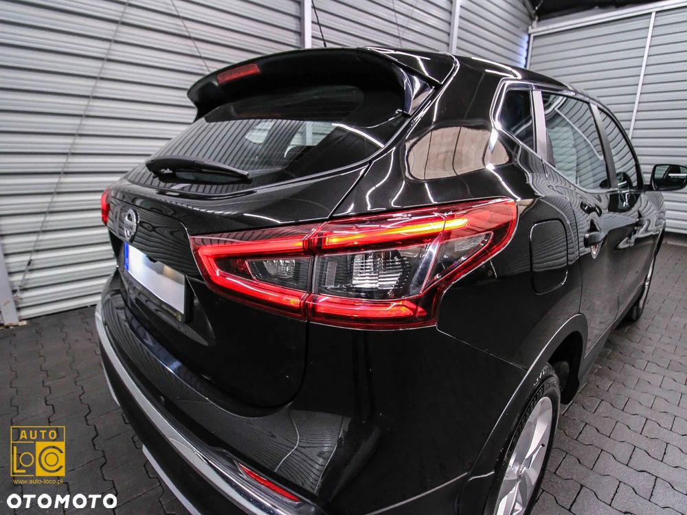 Nissan Qashqai 1.2 DIG-T N-Connecta EU6 - 32