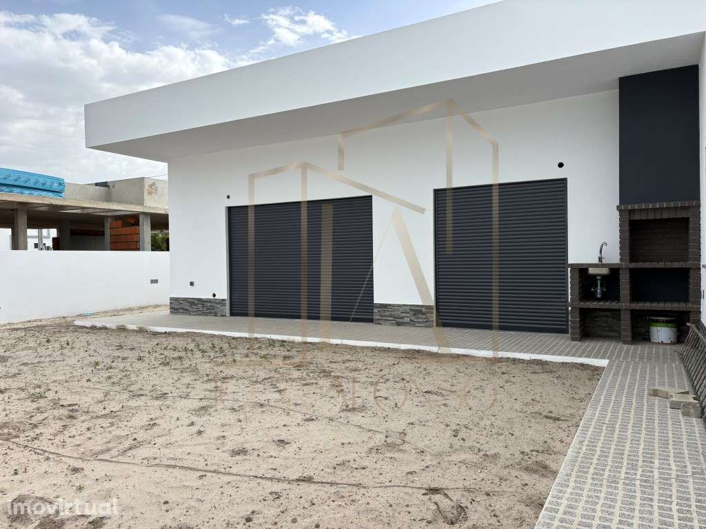 Moradia Térrea T4, com 4 Suites - Pronta a Escriturar - Grande imagem: 4/27