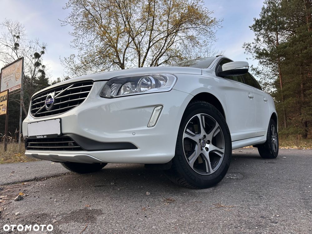 Volvo XC 60 D4 Momentum - 3