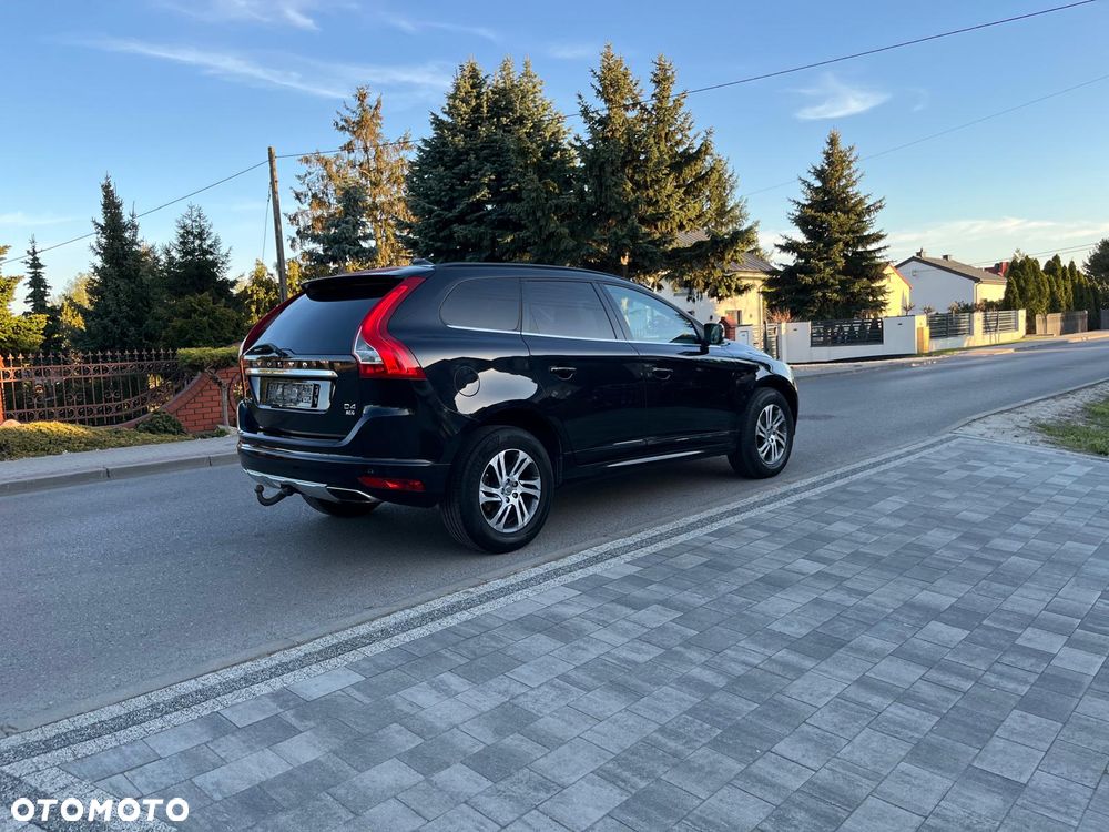 Volvo XC 60 D4 Momentum - 3