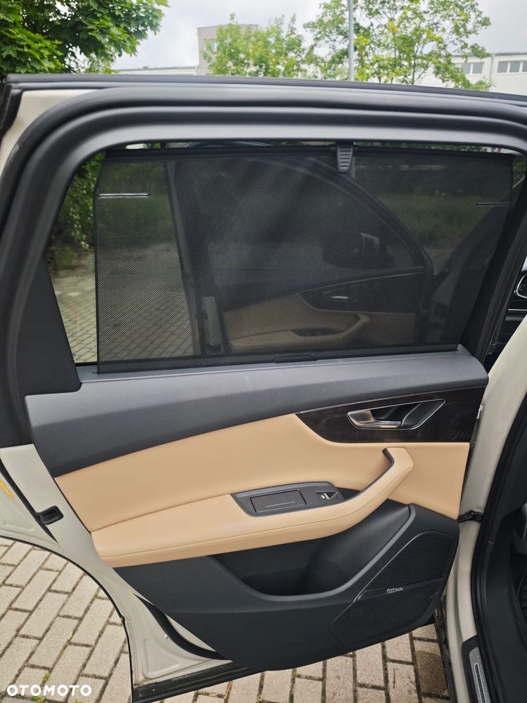 Audi Q7 - 16