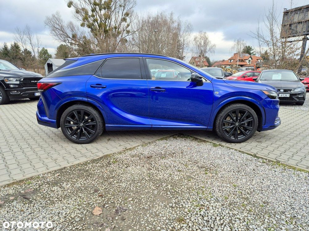 Lexus RX - 8