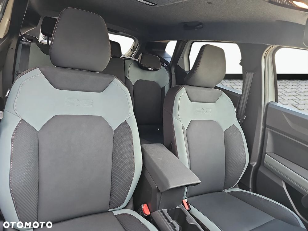Dacia Duster 1.2 TCe mHEV Extreme - 24