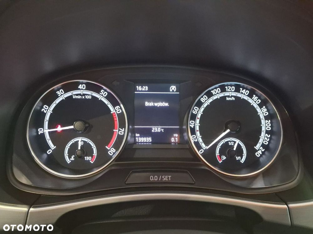 Skoda Fabia - 22