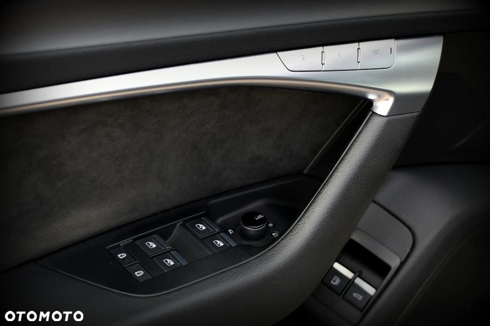 Audi A6 Avant 55 TFSI e quattro S tronic S line - 21