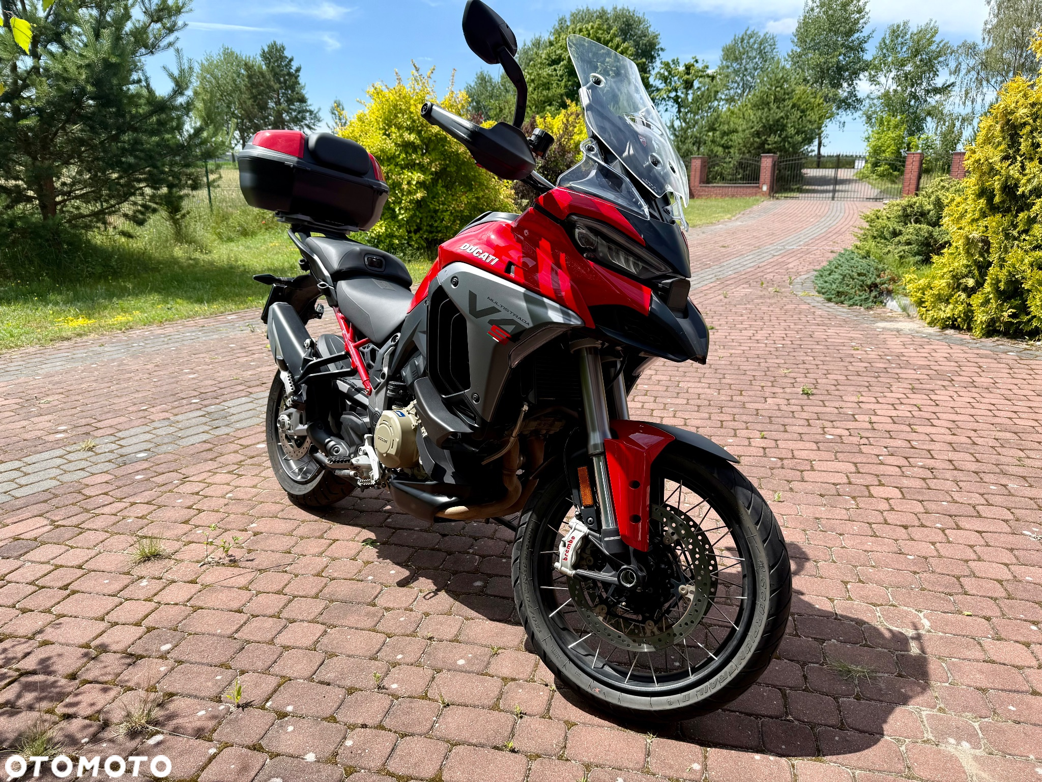 Ducati Multistrada - 16