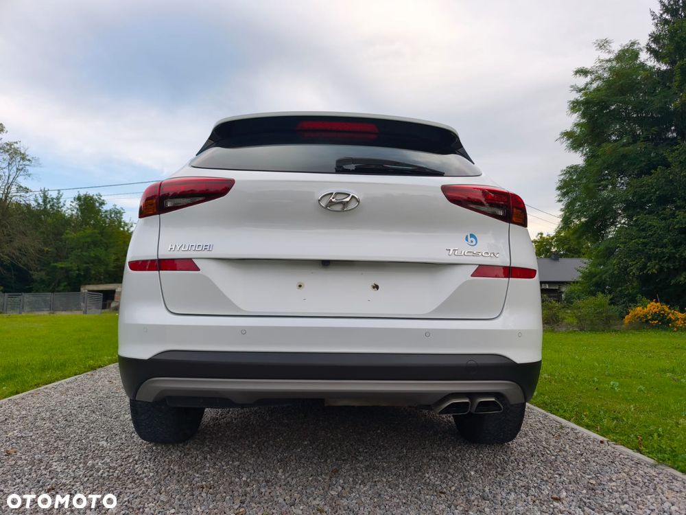 Hyundai Tucson 1.7 CRDI BlueDrive Style 2WD - 17