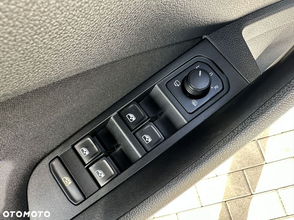 Skoda Kamiq 1.6 TDI DSG Ambition - 36