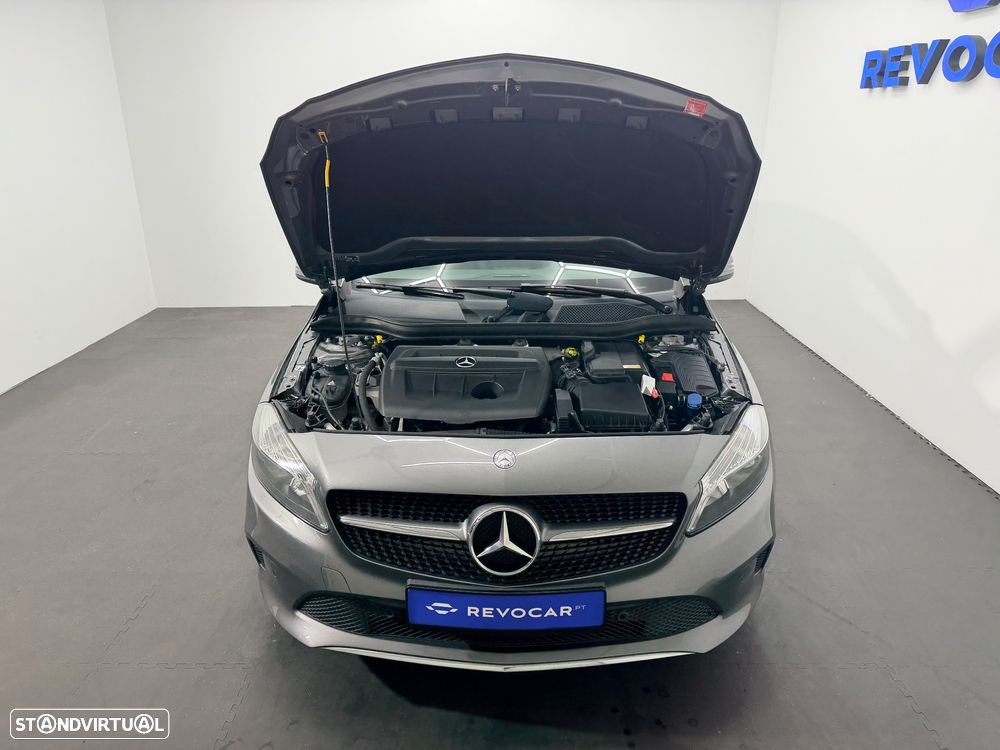 Mercedes-Benz A 180 d Urban - 32