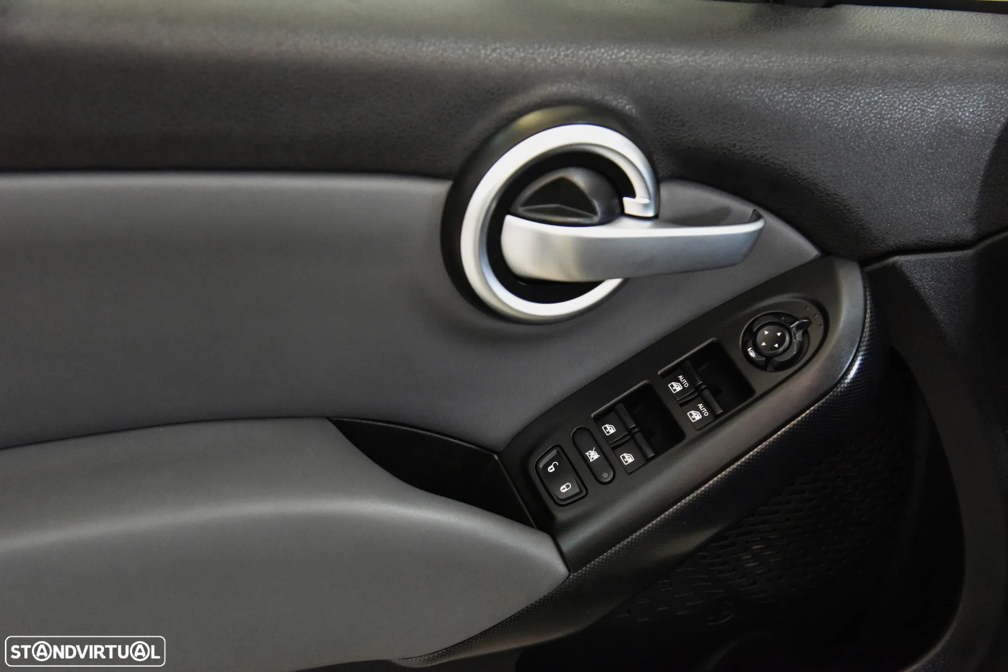 Fiat 500X 1.3 MJ Lounge S&S - 26