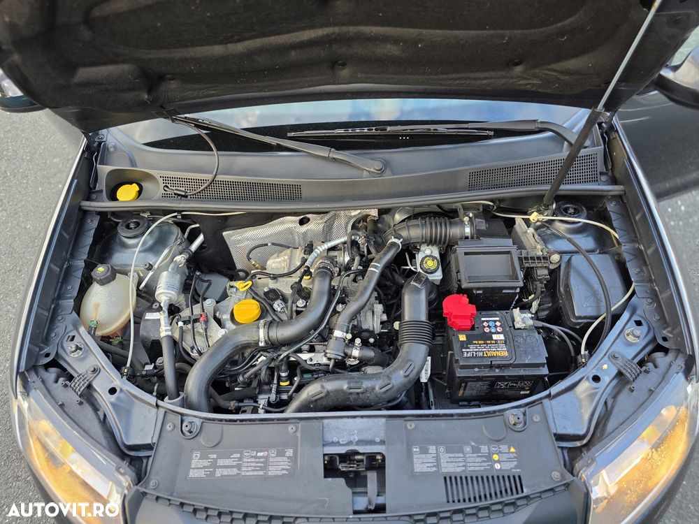Dacia Sandero 0.9 90CP Laureate - 11
