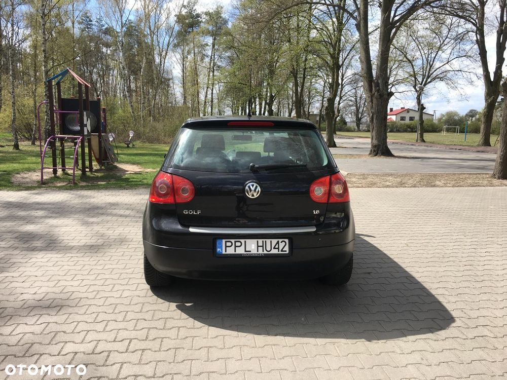 Volkswagen Golf 1.6 Trendline - 6