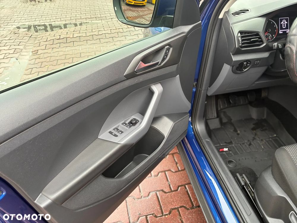 Volkswagen T-Cross 1.0 TSI - 8
