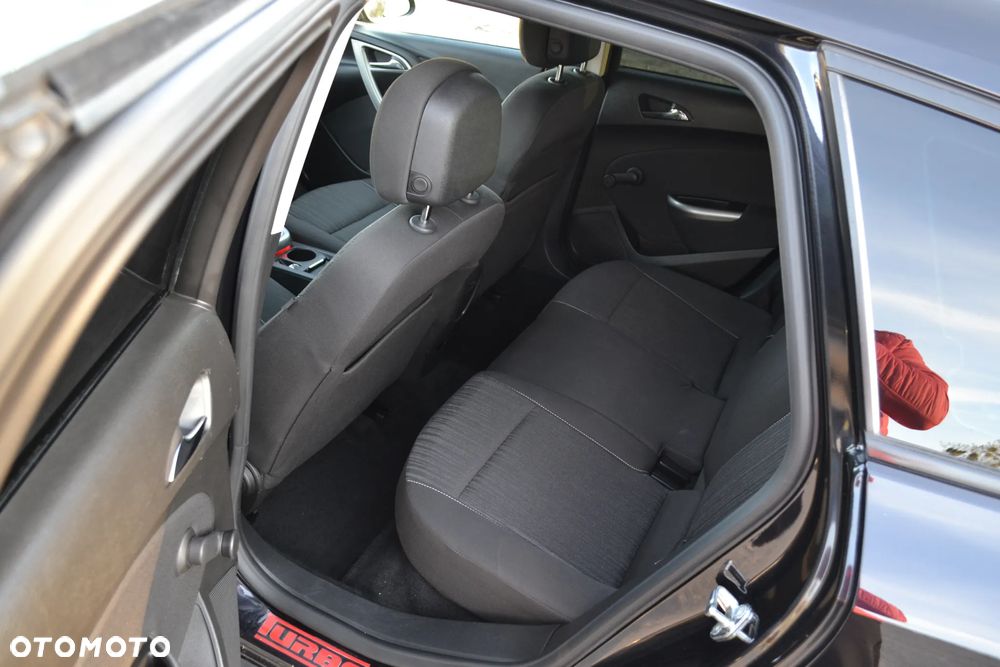 Opel Astra 1.4 Turbo - 22