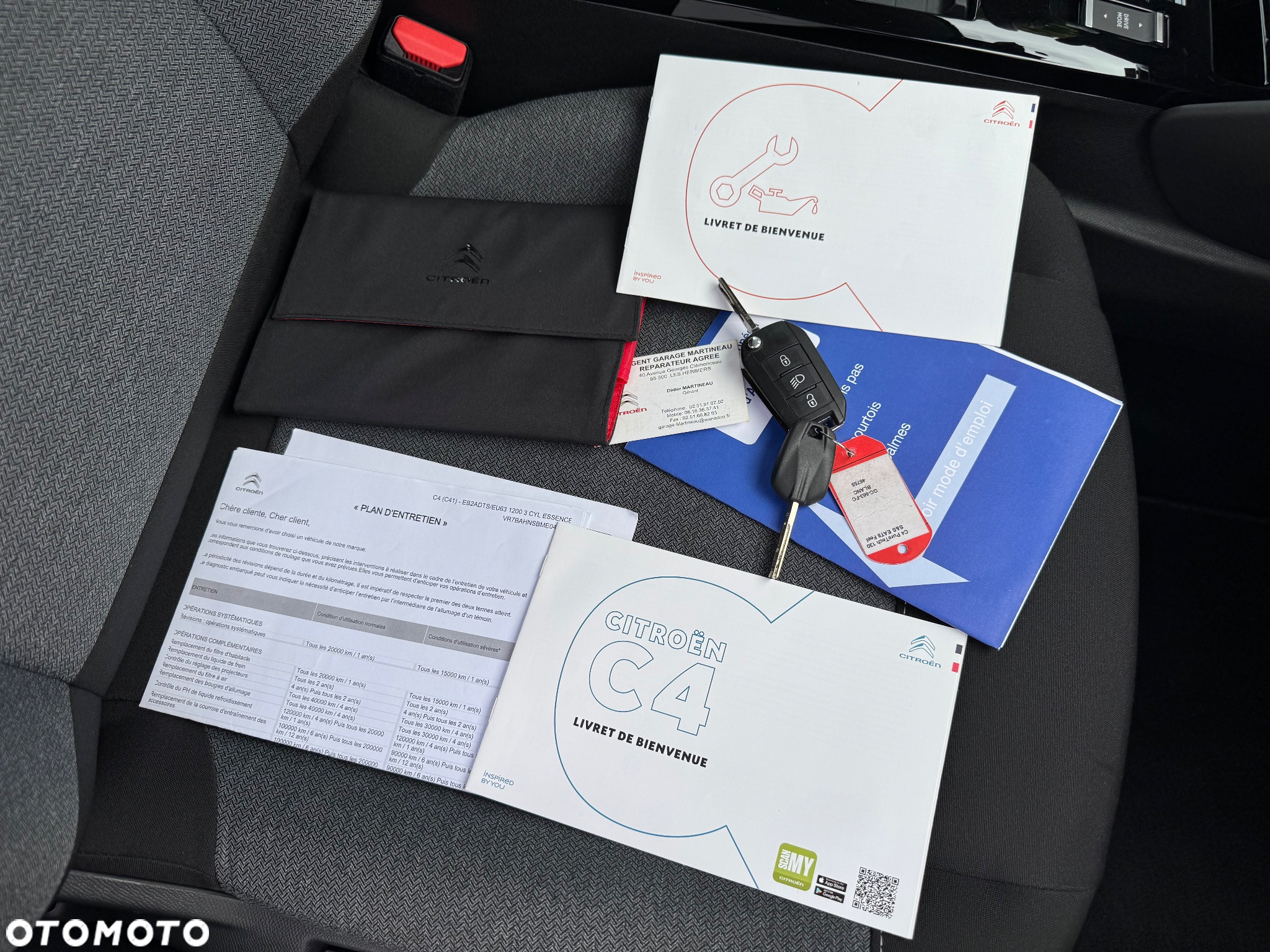 Citroën C4 PureTech 130 Stop&Start EAT8 SHINE - 37