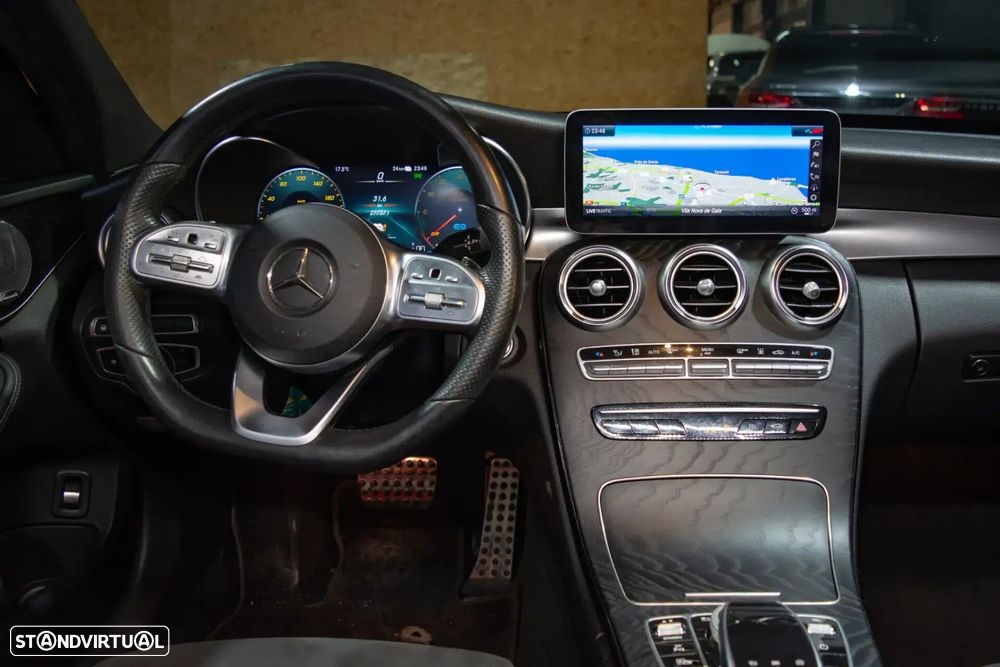 Mercedes-Benz C 300 - 26
