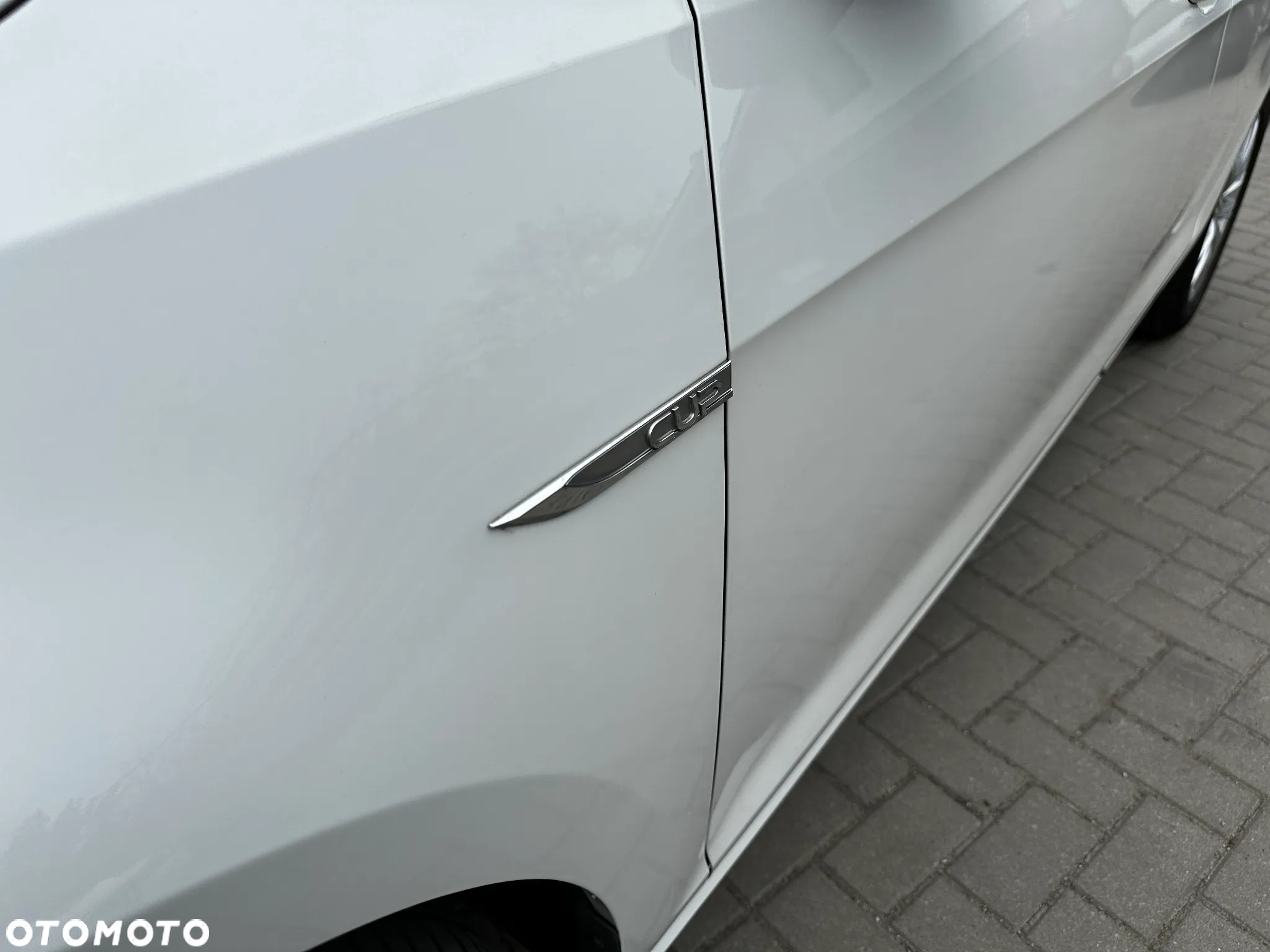 Volkswagen Golf - 35