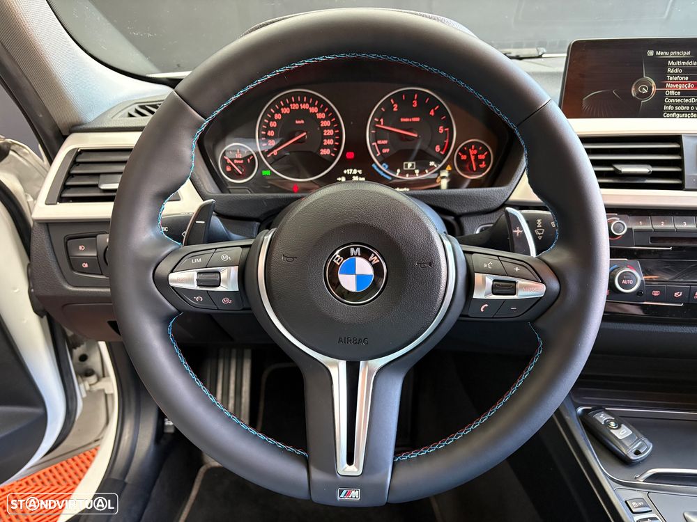 BMW 320 d Aut. Sport Line - 10