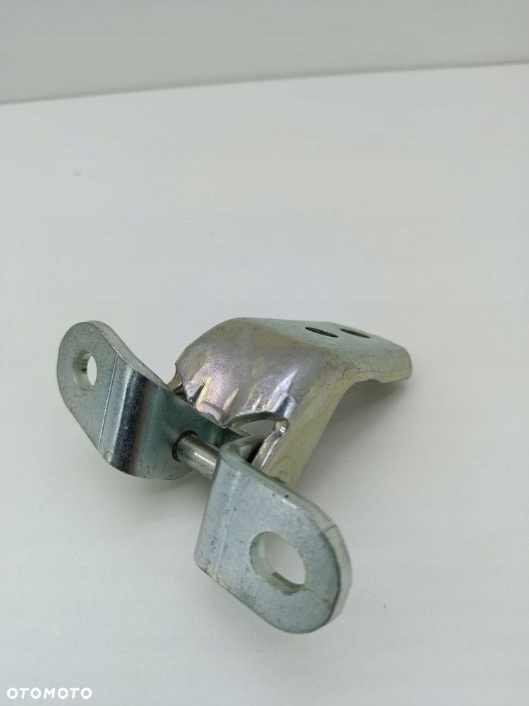 TOYOTA COROLLA E21 ZAWIAS DRZWI LEWY PRZÓD 68720-02060