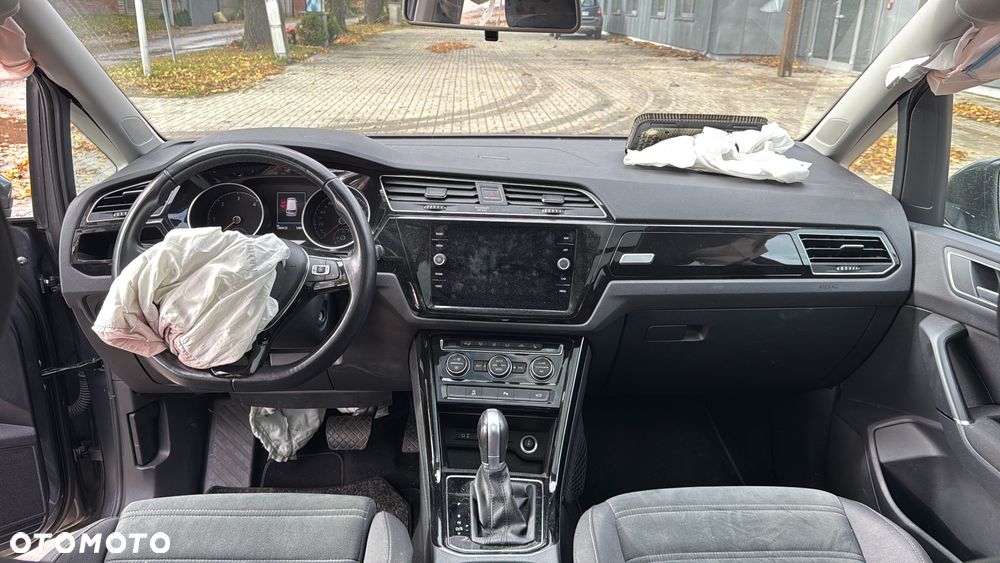 Volkswagen Touran 2.0 TDI BMT Highline DSG - 27